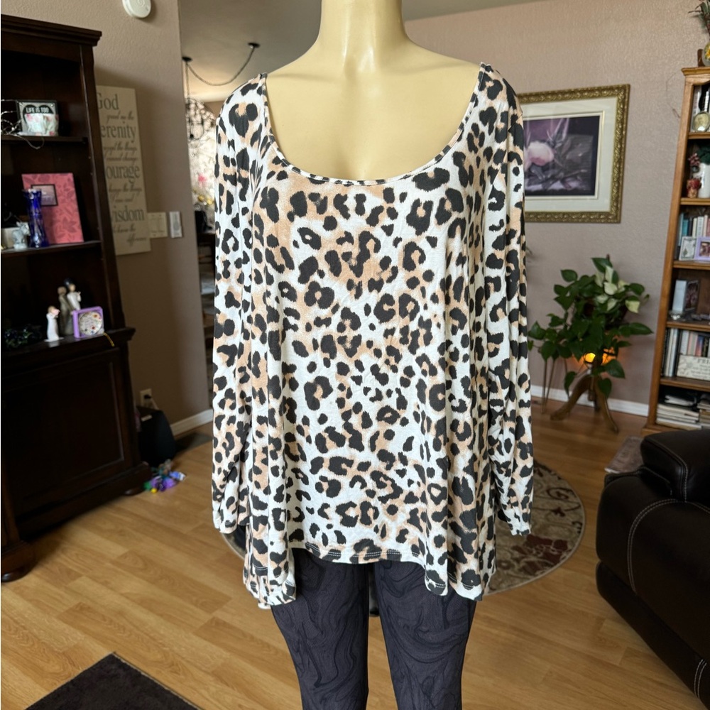 June & Vie brown, tan & cream long sleeve scoop neck tunic-size 1X